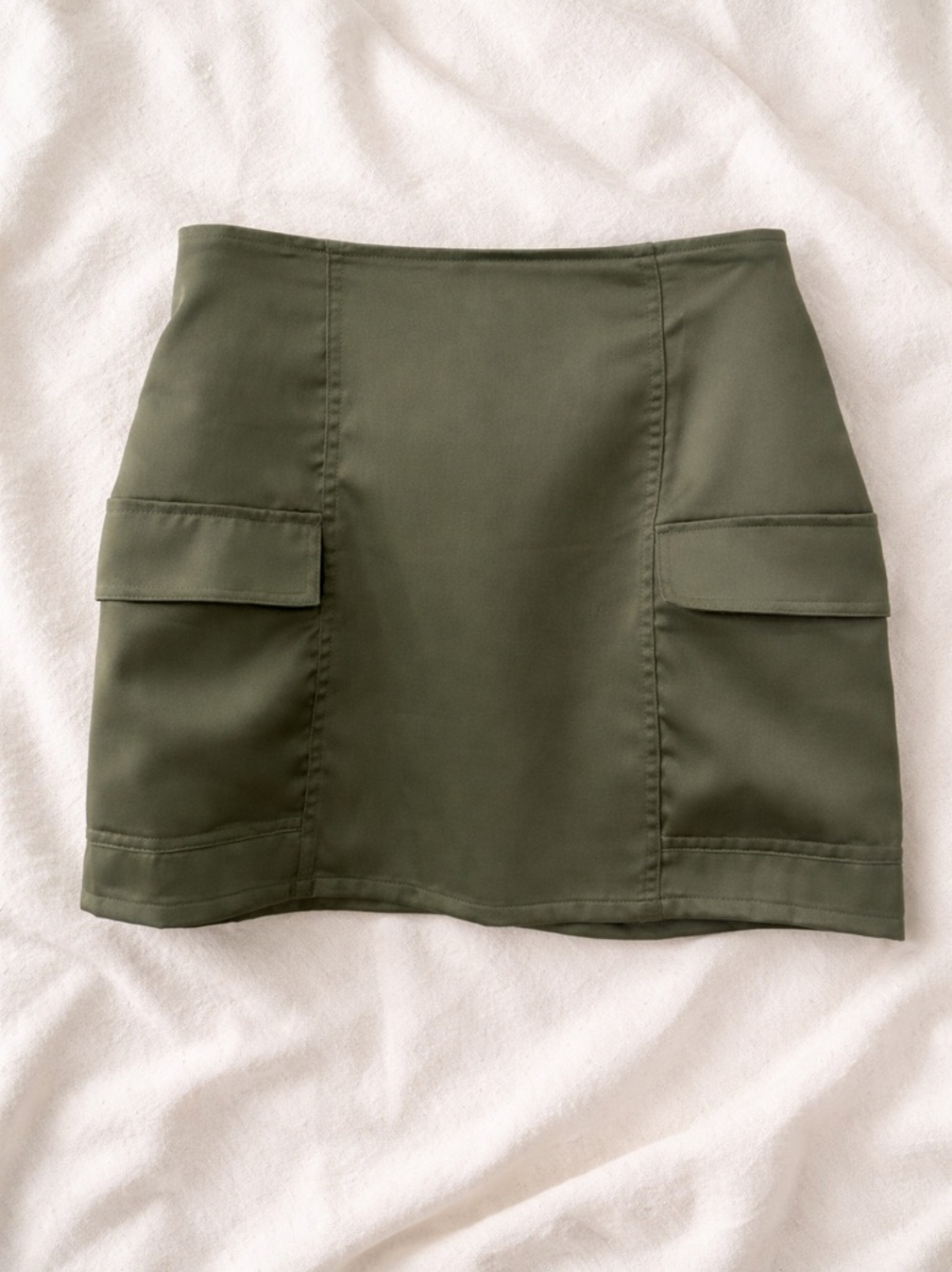Pacsun kendall and kylie NWT silk cargo mini skirt